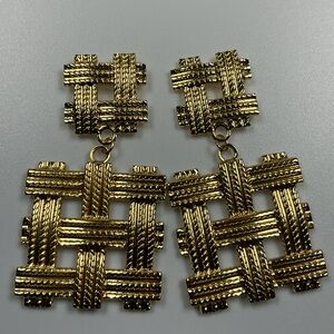 ⚜️Luxurious 18k Gold Woven Textured Square Geometric Statement Drop Earrings